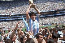 I díky "boží" ruce Diega Maradony se Argentinci v roce 1986 stali mistry světa.