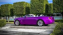 Rolls-Royce Dawn Fuxia.