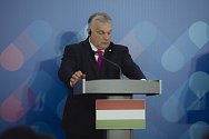 Maďarský premiér Viktor Orbán na tiskové konferenci na summitu V4