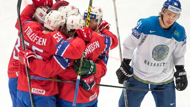 Nordmennene kom i stemning til kampen mot Tsjekkia med seier mot Kasakhstan