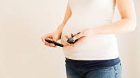 Těhotenská cukrovka má řadu rysů shodných s cukrovkou 2. typu