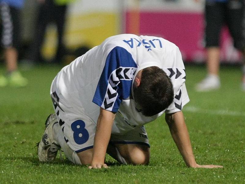 Penaltový rozstřel Liberec - Dinamo Bukurešť: liberecký Liška právě neuspěl.