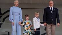 Přestože je princi Jakubovi teprve sedm let, často svého otce, knížete Alberta II., doprovází na oficiálních akcích.