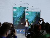 Americká internetová společnost Google dnes představila novou řadu chytrých telefonů, která ponese značku Pixel. 