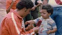 Pablo Escobar se svým synem v roce 1979