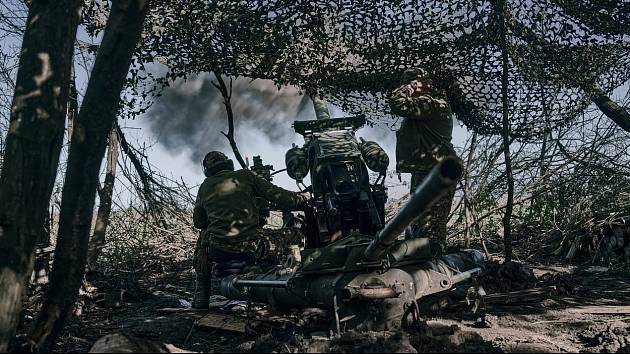 Ukrajinští vojáci během bojů o Bachmut