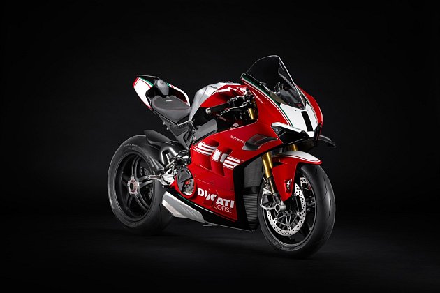 Design Ducati je prostě překrásný. Původní 916 figuruje v Muzeu moderního umění v New Yorku