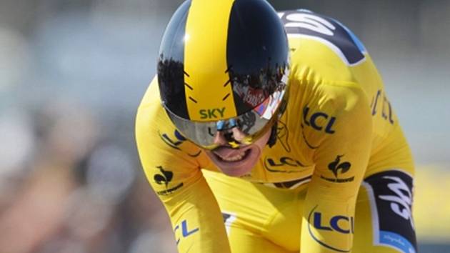 Froome si druhým místem v časovce upevnil vedení na Tour de France.