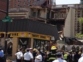 V centru Filadelfie se zřítila budova
