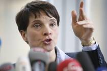 Předsedkyně pravicově populistické Alternativy pro Německo (AfD) Frauke Petryová.