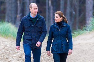 Spekulace o zdravotním stavu princezny Kate neutuchají