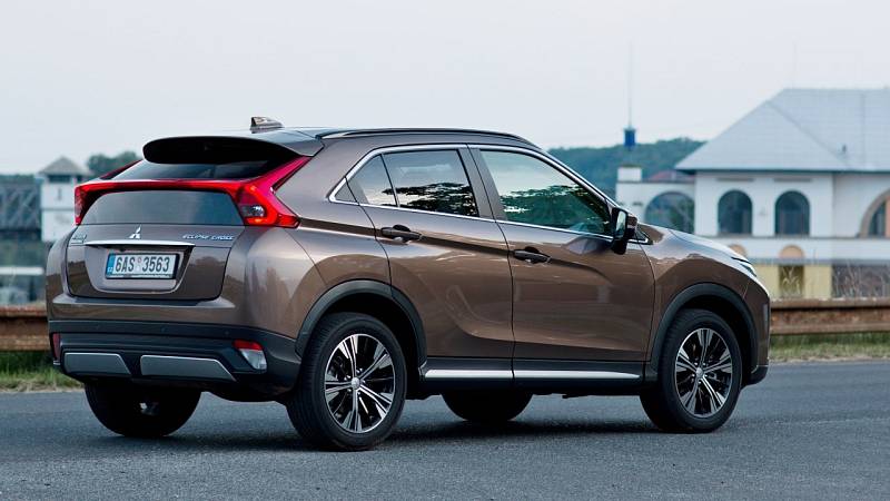 Mitsubishi Eclipse Cross.