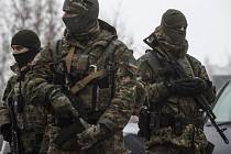 Ukrajinští vojáci - ilustrační foto.