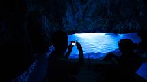 Nejkrásnější je jeskyně Biševo mezi 11. a 13. hodinou