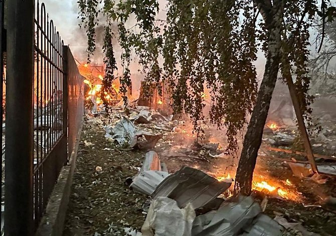 Kyjev v noci na čtvrtek zasáhly silné exploze. Ve většině ukrajinských oblastí byl vyhlášen letecký poplach