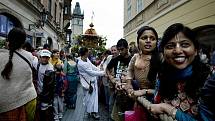 Indický festival Ratha Jatra, neboli festival ozdobených vozů vyšel 18. července z pražského Staroměstského náměstí.