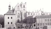 Bombardování Prahy, Emauzský klášter