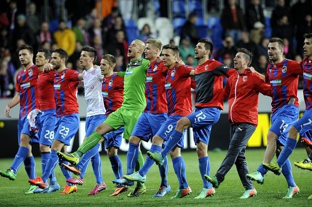 Plzeň - Lyon: Oslava na konci zápasu.