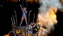 Super Bowl: Lady Gaga.