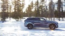 Jaguar F-Pace.