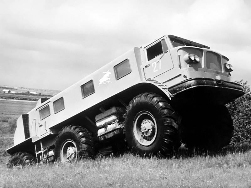 ZIl E167