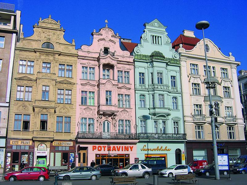 Na plzeňském náměstí Republiky najdete celou řadu nádherných historických domů. V době svého založení zabíralo sedminu celého města a patřilo k těm největším v Evropě.