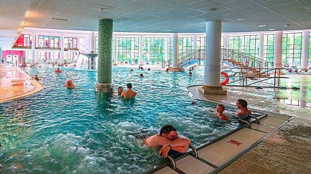 Akvapark Aquaforum – relaxace a zábava pro celou rodinu ve Františkových  Lázních - PR Deník