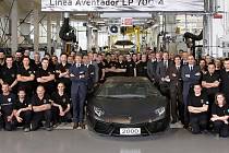 Lamborghini vyrobilo dva tisíce kusů modelu Aventador.