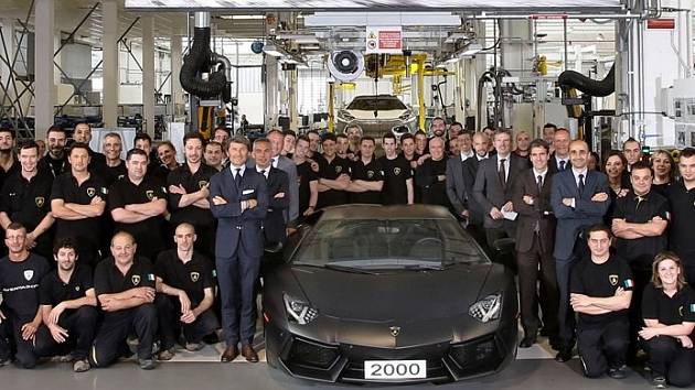 Lamborghini vyrobilo dva tisíce kusů modelu Aventador.