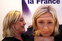 Neúspěšná kandidátka na francouzskou prezidentku a šéfka krajní pravice Marine Le Penová.