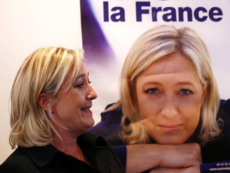 Neúspěšná kandidátka na francouzskou prezidentku a šéfka krajní pravice Marine Le Penová.
