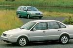 Volkswagen Passat s pořadovým číslem 4 dealeři prodávali mezi roky 1993 až 1996