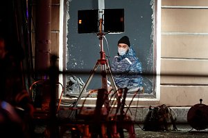 Při výbuchu v kavárně v Petrohradu zahynul vlivný ruský válečný bloger Vladlen Tatarskij