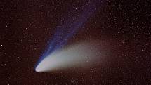 Hale-Boppova kometa nad Mnichovem v roce 1997