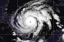 Satelitní snímek hurikánu Jóta