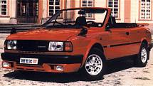 Škoda Rapid 136 MTX Cabrio (1989 – 1990). Otevřená verze kupé Rapid se stahovací plátěnou střechou.