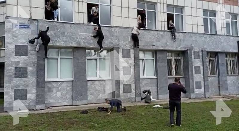 Střelba na ruské státní univerzitě v Permu
