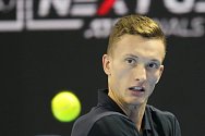 Český tenista Jiří Lehečka na Turnaji mistrů pro hráče do 21 let v Miláně