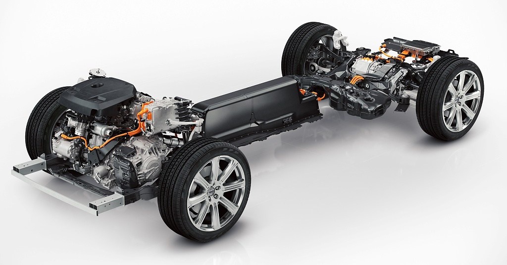 Volvo XC90 T8: Hybridní SUV se chlubí výkonem 400 koní a spotřebou 2,5  l/100 km - Deník.cz