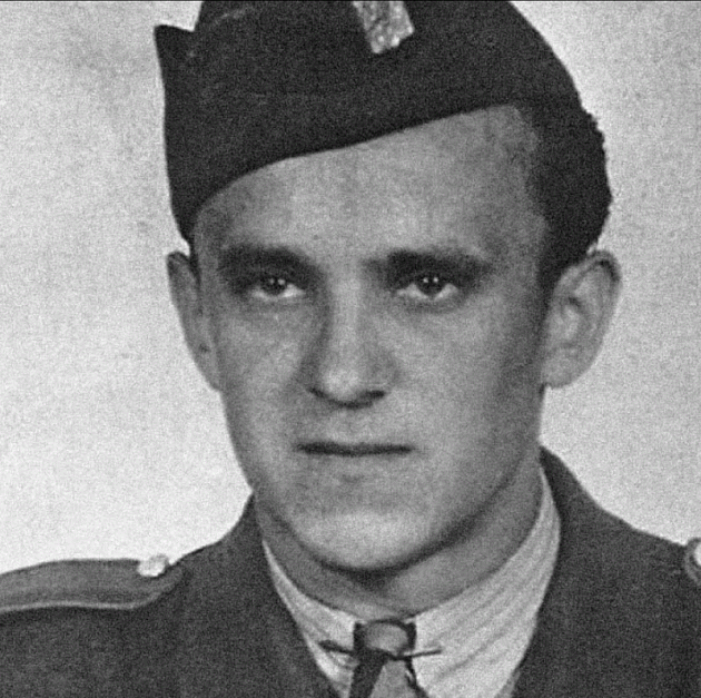 Josef Hasil v uniformě příslušníka SNB před rokem 1949