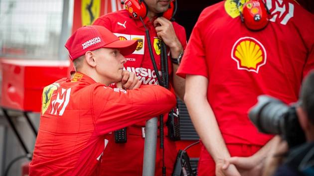 Mick Schumacher během testů s Ferrari