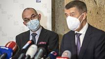 Nově jmenovaný ministr zdravotnictví Jan Blatný vystoupil na tiskové konferenci společně s premiérem Andreje Babišem 29. října v Praze.