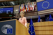 Předsedkyně Evropské komise Ursula von der Leyenová při svém projevu v Bruselu, 16. září 2020.
