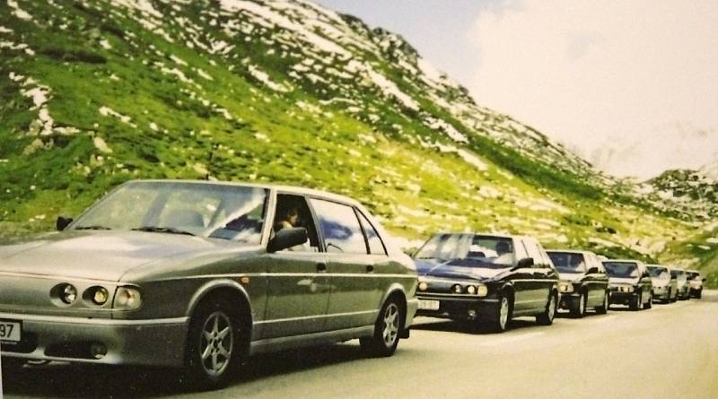 Tatra své vozy prezentovala na různých výstavách a třeba i na Světovém ekonomickém fóru ve Švýcarsku