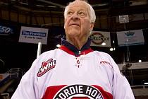 Kanadská hokejová legenda Gordie Howe.