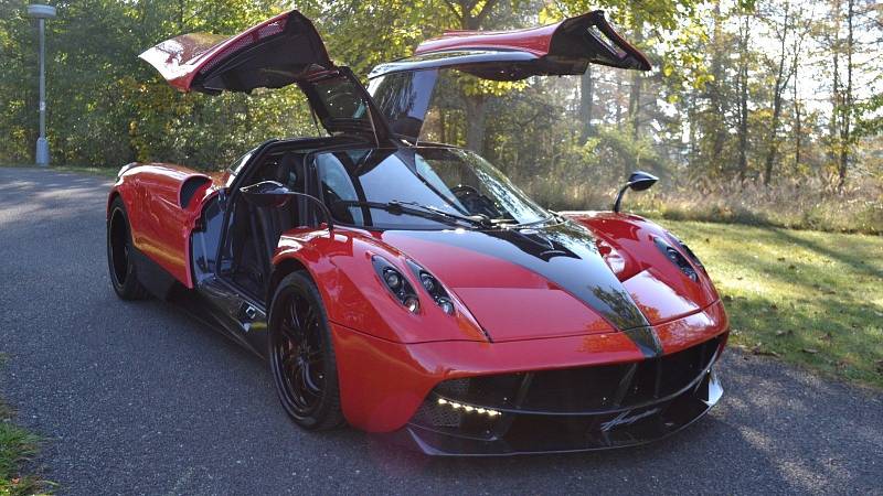 Pagani Huayra na prodej v ČR.