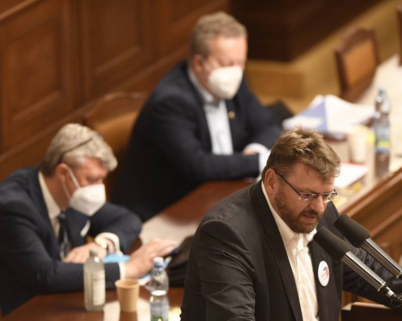 Nezařazený poslanec Lubomír Volný.