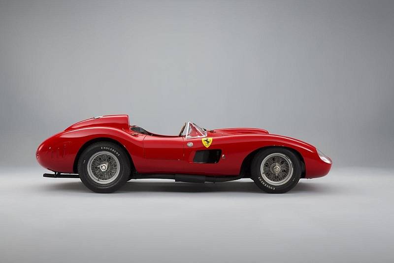 Ferrari 335 S Spider Scaglietti z roku 1957.