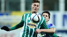 Patrik Schick z Bohemians 1905 (vlevo) a Roamn Polom z Mladé Boleslavi.