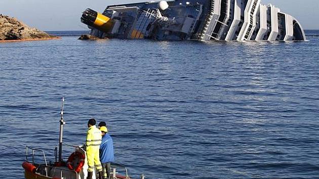 Potopená loď Costa Concordia.